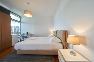 Marina Rooms
