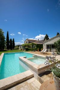 Maison d'hôtes Mas Coeur de Provence Calme Luxe Grand Parc 420 Rte de St Ponchon 84210 Pernes-les-Fontaines Provence-Alpes-Côte d\'Azur