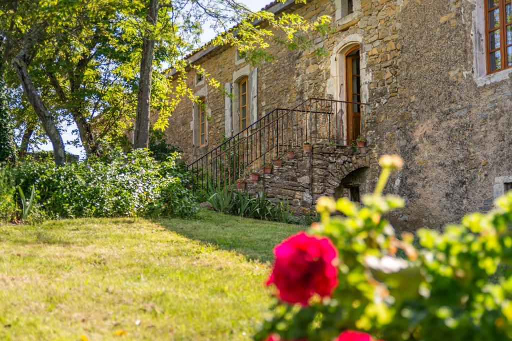 Maison d'hôtes Mas de la Chadenede Mas de La Chadenède Chemin de La Chadenède 07150 Lagorce
