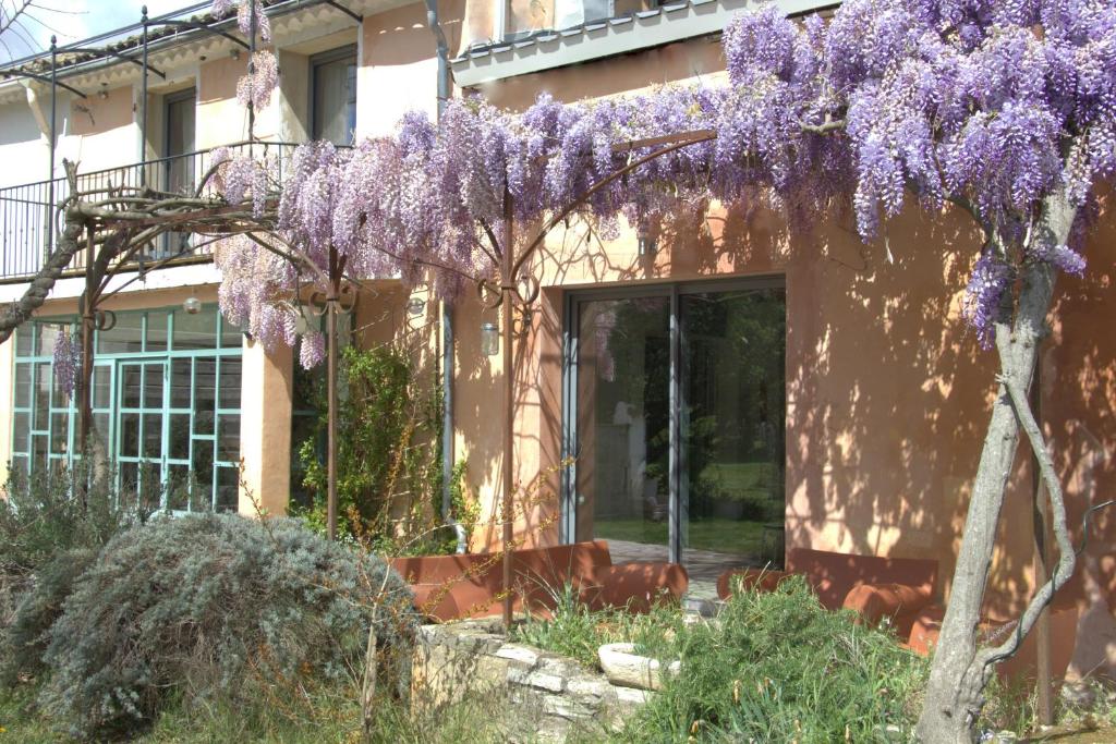 Maison d'hôtes Mas Du Petit Claux Chemin du Petit Claux 13570 Barbentane