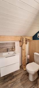 Mont Bivouac, chambre,entrée et Sdb privée,balcon vue MtBlanc