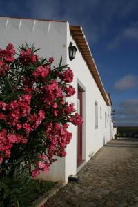 Maison d'hôtes Monte Da Morena Agro-Turismo Monte Da Morena Apartado 189 7830-909 Serpa Alentejo