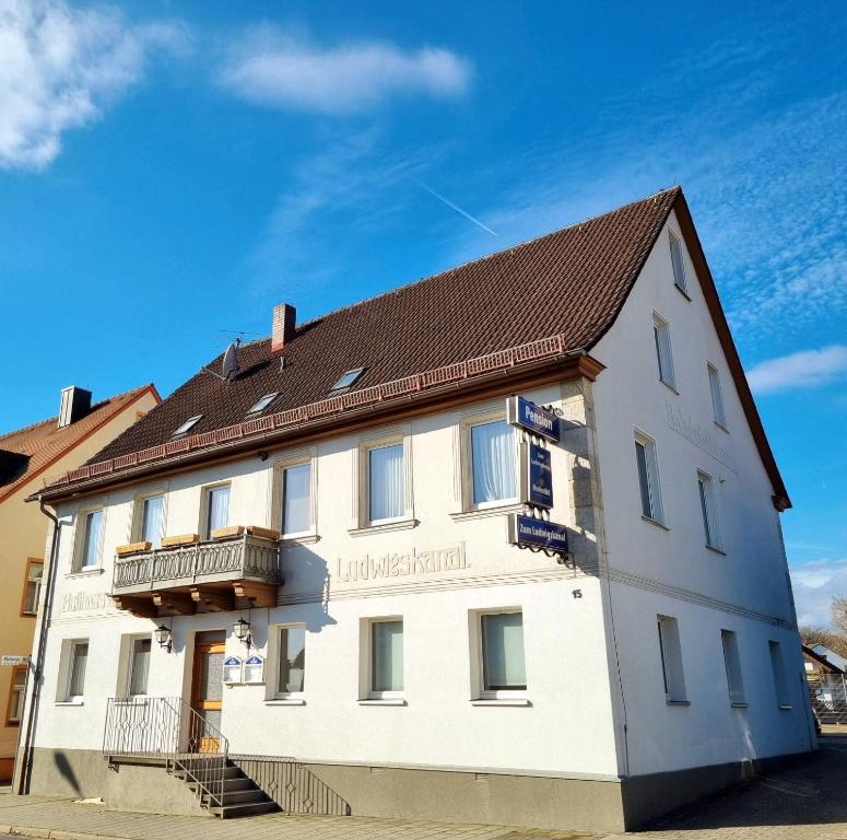 Monteurunterkunft Ludwigskanal 15 Nürnberger Straße, 90530 Wendelstein