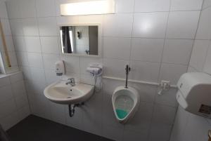 Maison d'hôtes Monteurzimmer Messe Airport Max - Eyth - Strasse 15 72649 Wolfschlugen Bade-Wurtemberg