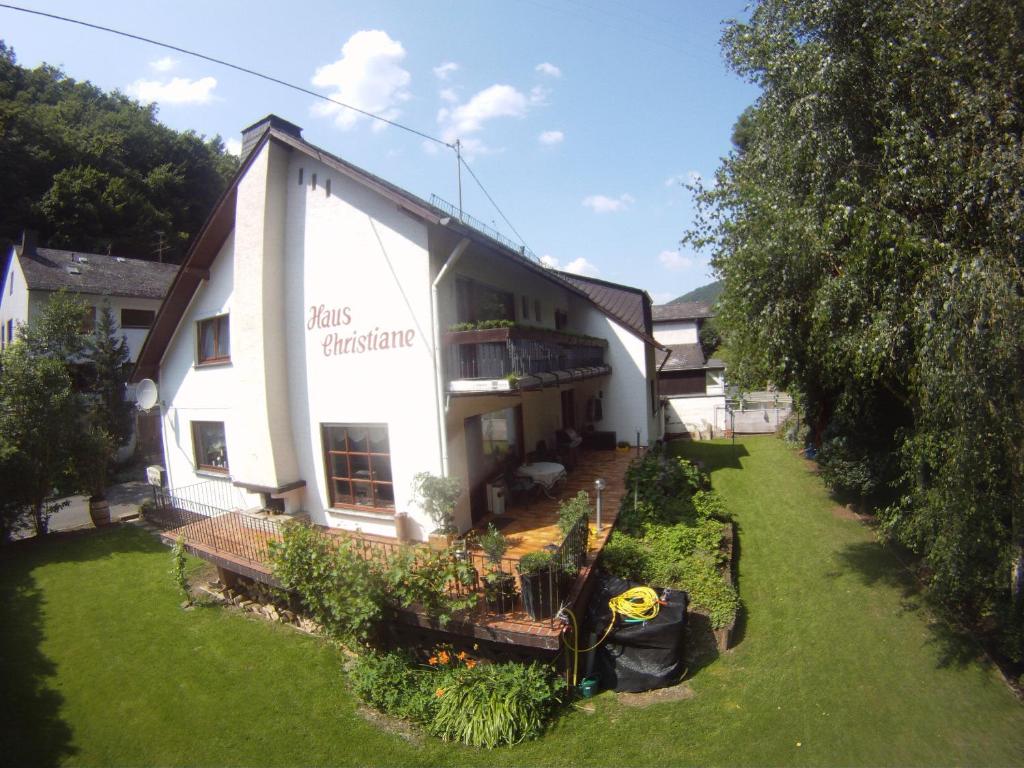 Mosel-Pension Gästehaus Christiane, Brodenbach Salzwiese 27, 56332 Brodenbach