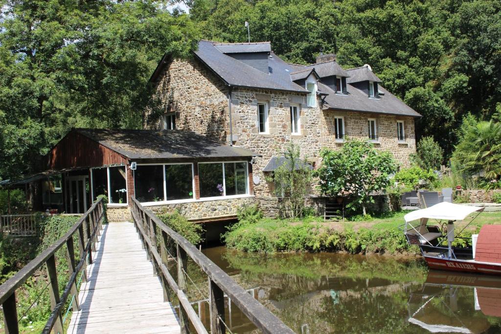 Maison d'hôtes Moulin de Bray - Chambres d'hotes et hébergement Insolite Moulin de bray 35490 Vieux-Vy-sur-Couesnon