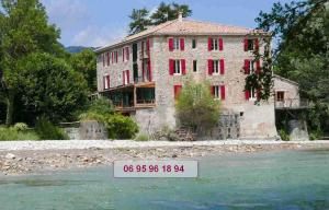 Maison d'hôtes -Moulin de Solaure- 137 Le Moulin 26150 Pont-de-Quart Rhône-Alpes