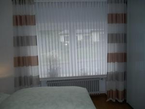 Nähe Nürburgring in Quiddelbach, Gästezimmer mit Lounge