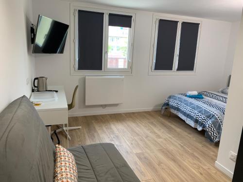 Nanterre Room