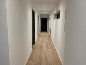 Nanterre Room
