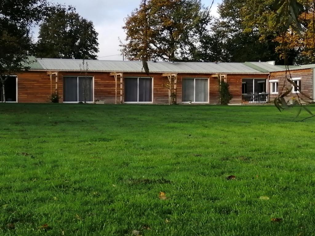 Maison d'hôtes Nature Varuna - Les Gaveries Lieu dit La Berthaudière 79300 Bressuire