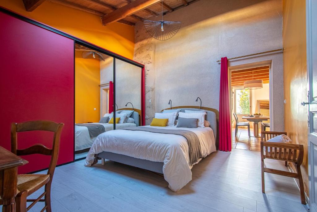 Ô FIL DE L ISLE 8 Place du Château, 33910 Savignac-sur-lʼIsle
