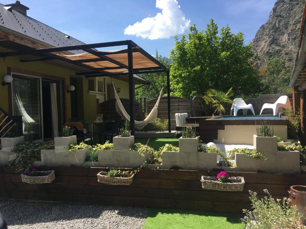 Maison d'hôtes Ô Lit' Chi Ô Lit' Chi 35 Impasse de la Digue 73300 Hermillon