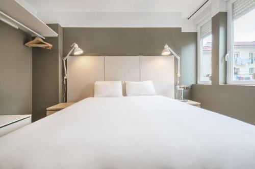Olala Rainbow Suites