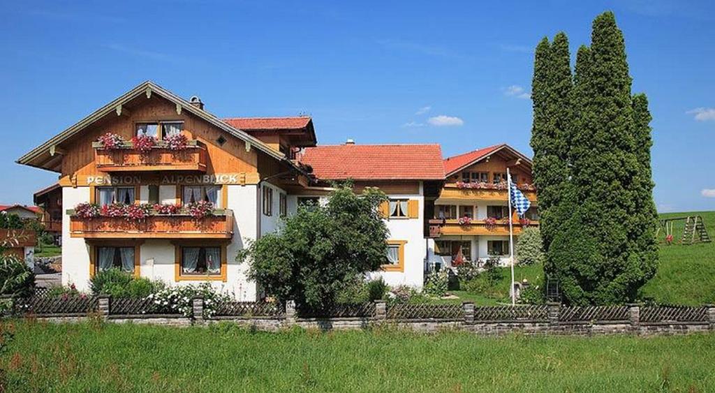 Maison d'hôtes Pension Alpenblick Edelsbergweg 23 87459 Pfronten