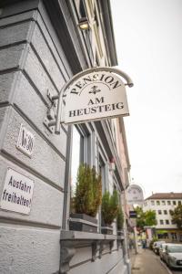 Maison d'hôtes Pension am Heusteig Heusteigstraße 30 70180 Stuttgart Bade-Wurtemberg