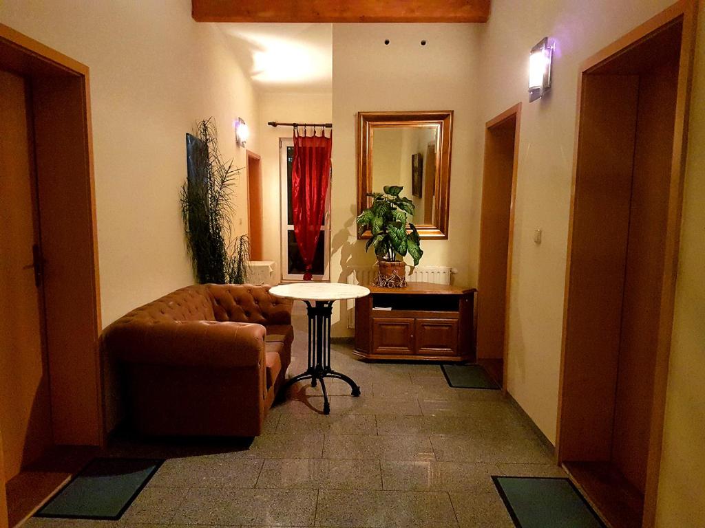 Pension Balkan 41 Rosa-Luxemburg-Straße, 15890 Eisenhüttenstadt