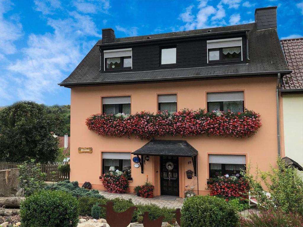 Pension Biewer Herrenbergstr. 19, 54441 Ockfen