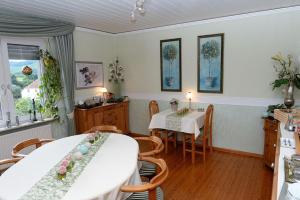 Maison d'hôtes Pension Biewer Herrenbergstr. 19 54441 Ockfen Rhénanie-Palatinat