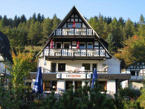Pension & Ferienhaus Latröpchen
