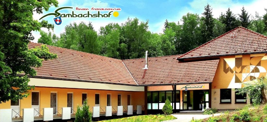 Pension Freizeitzentrum Sambachshof Sambachshof 3, 97631 Bad Königshofen im Grabfeld