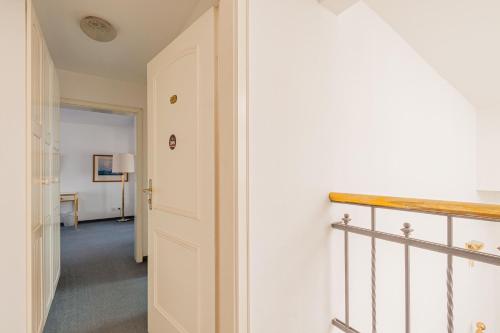 Pension für Monteure in Dresden, Zimmer mit eigenem Bad und Kochmöglichkeit