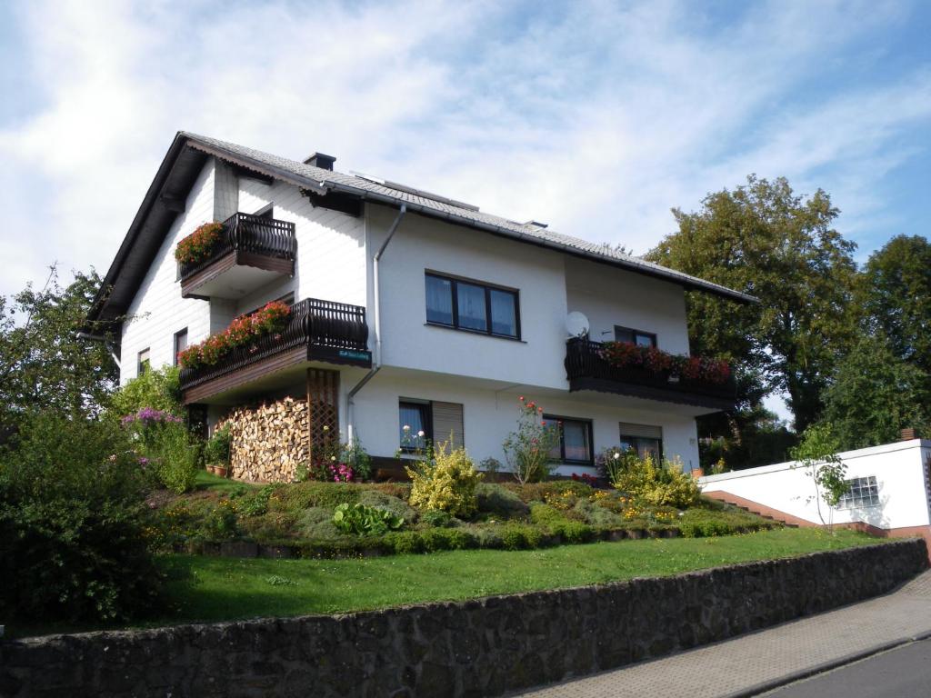 Pension Haus Ludwig Taufsteinstrasse 26, 63679 Schotten