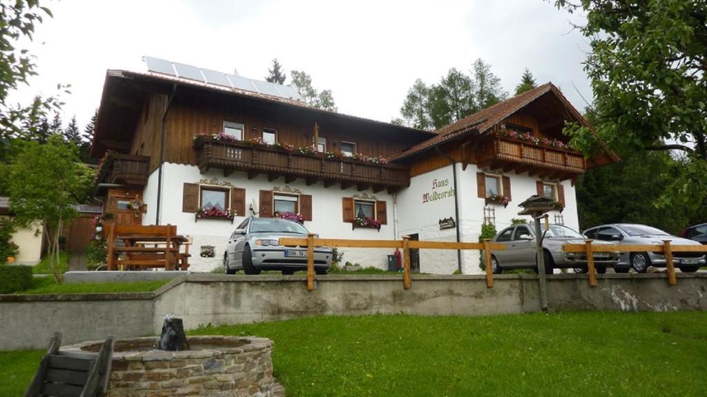 Maison d'hôtes Pension Haus Waldesruh Altlohberghütte 3 93470 Lohberg