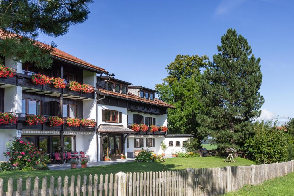 Pension Heim Aufmberg 8, 87637 Seeg