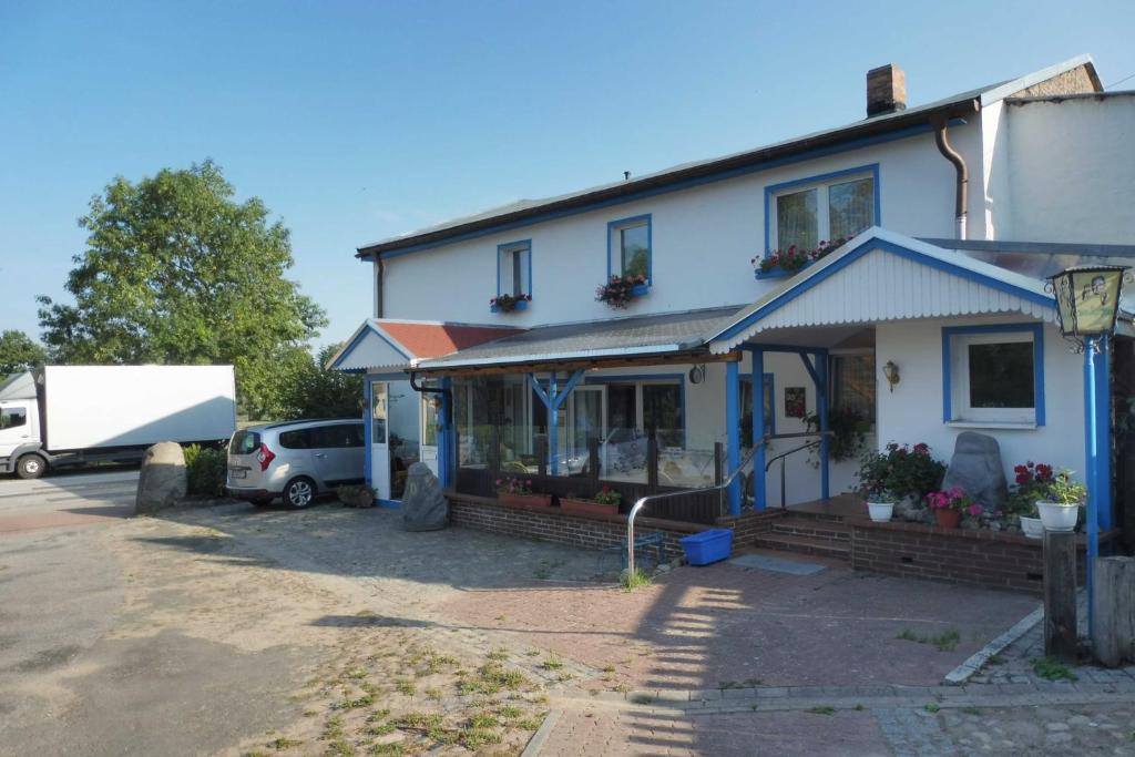 Maison d'hôtes Pension Hohen Sprenz Objekt 10278 Hauptstr. 26 18299 Hohen Sprenz