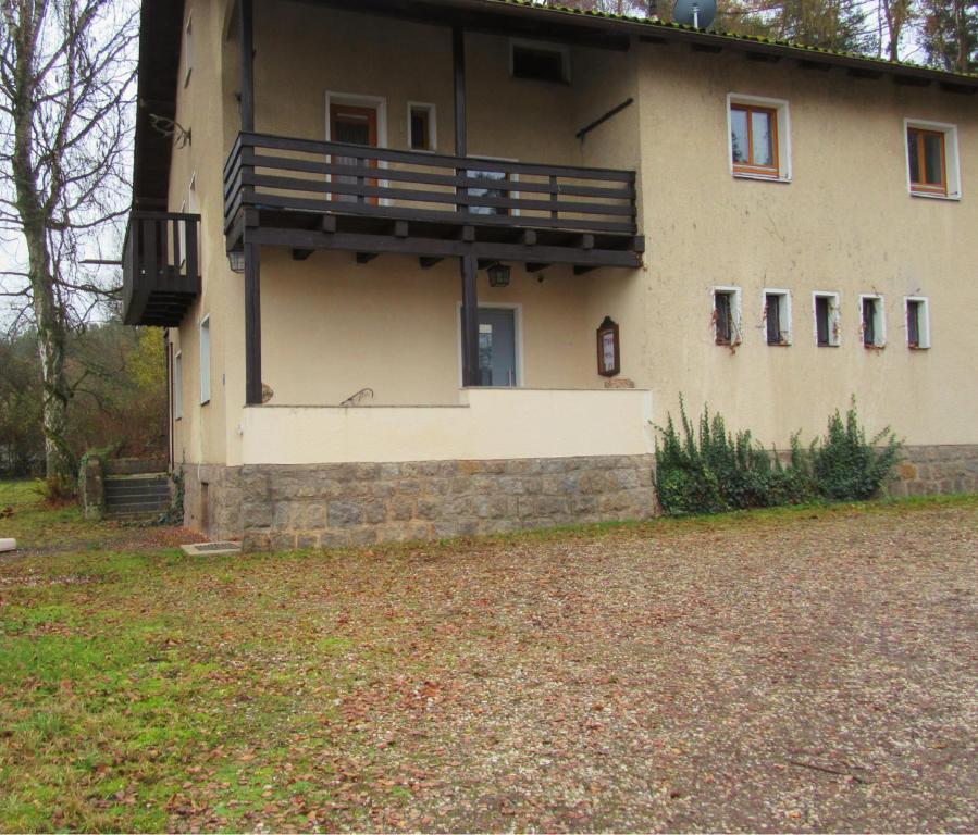 Pension Jägerschenke 15 Waldstraße, 92706 Luhe-Wildenau