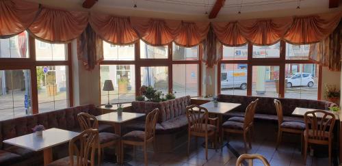 Pension Jung, Bäckerei-Konditorei & Café