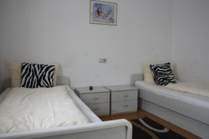 Maison d'hôtes Pension Kirchenwirt Friedhofstr. 5 84100 Niederaichbach Bavière