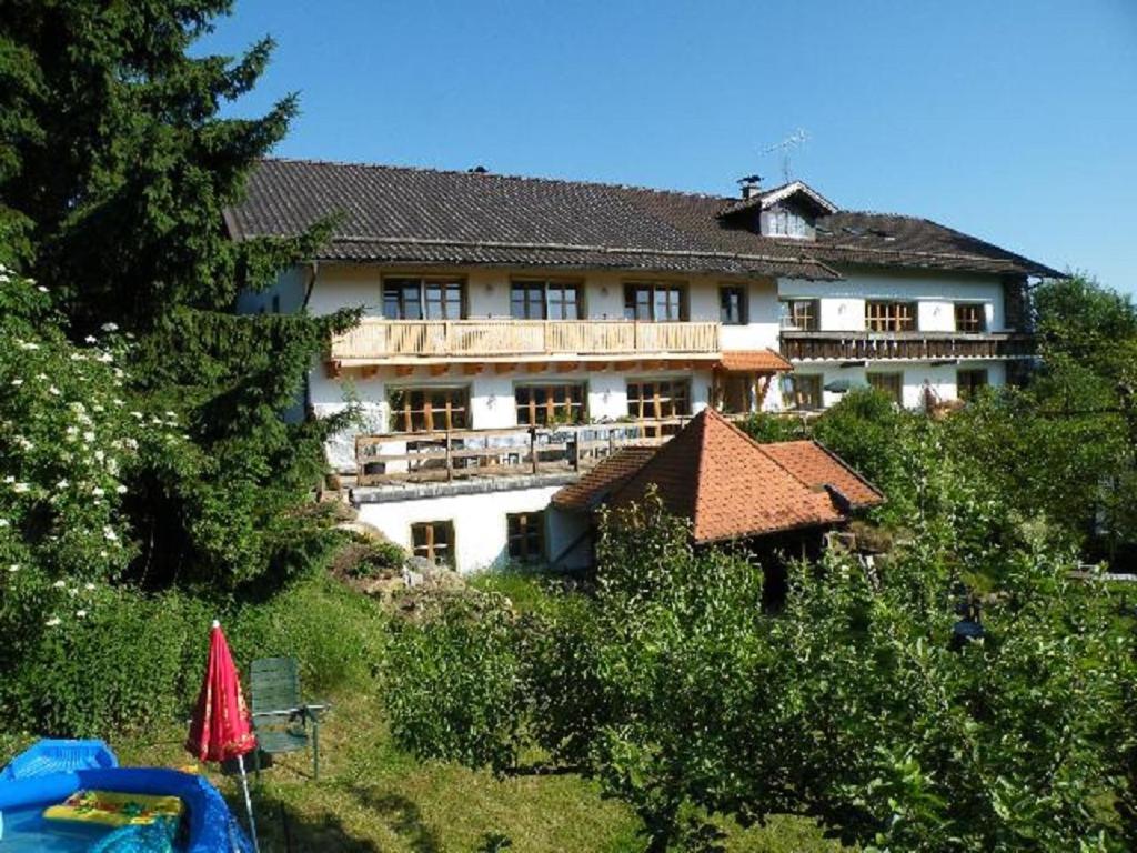 Pension Landhaus Riedelstein Wieshof 2, 94256 Drachselsried