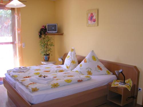 Maison d'hôtes Pension Lindenallee 27 Heilsbronner Straße 91564 Neuendettelsau Bavière