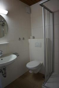 Maison d'hôtes Pension-Metzgerei Hofer Hauptstraße 23 84416 Inning am Holz Bavière