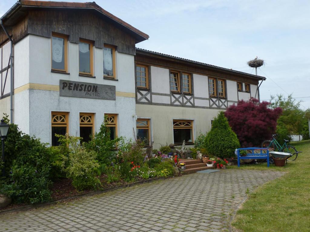 Pension Moritz und Hofladen unterm Storchennest Schwedterstrasse 1, 16306 Schwedt-sur-Oder