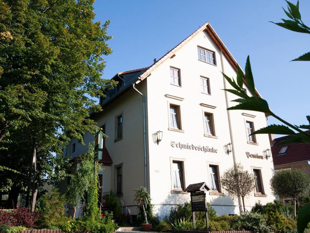 Maison d'hôtes Pension Schmiedeschänke Boltenhagener Straße 110, Etage 1 01109 Dresde