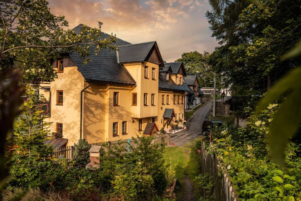 Maison d'hôtes Pension Spielzeughof 107 Hauptstraße 09548 Seiffen