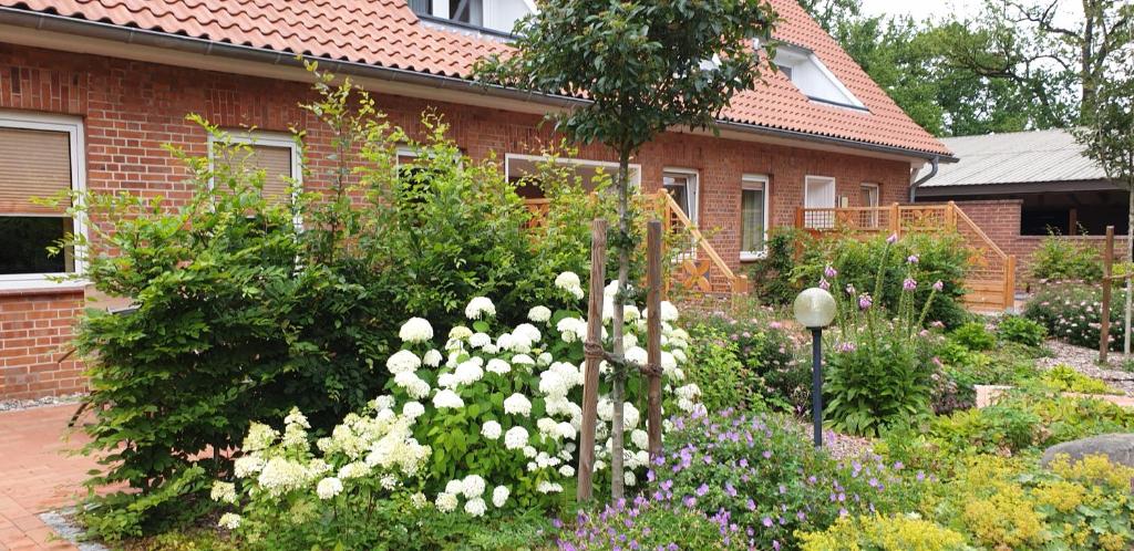 Pension Thieshof Lueneburger Strasse 18 Thieshof, 21385 Amelinghausen
