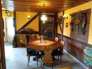 Maison d'hôtes Pension und Gasthof Zur Scheune Friedenstr. 5 16837 Flecken Zechlin Brandebourg