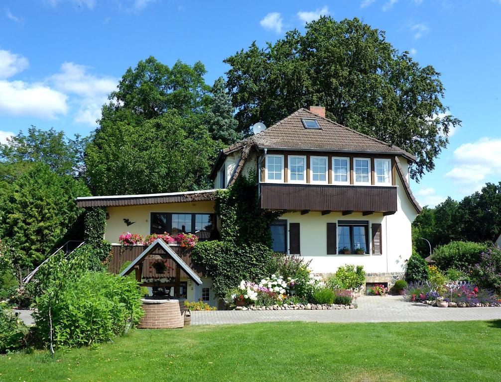 Pension Wiesenhof B&B Märkische Straße 13, 17268  Templin