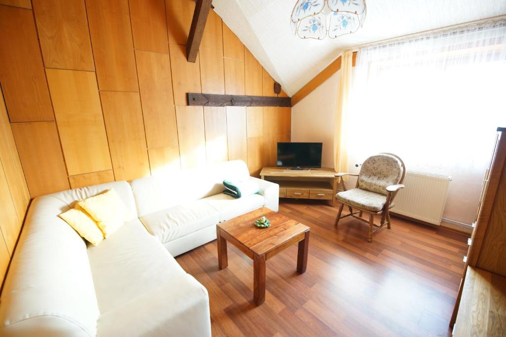 Maison d'hôtes Pension Zum Froschkönig Hauptstr. 4 03222 Lübbenau