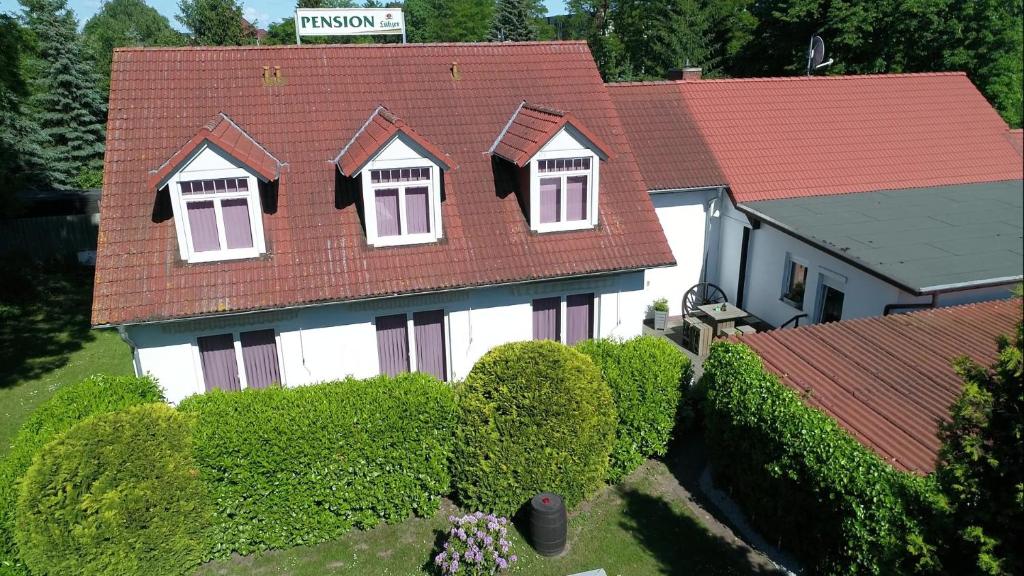 Pension Zum Lindeneck Eisenbeissstraße 29, 19386 Lübz