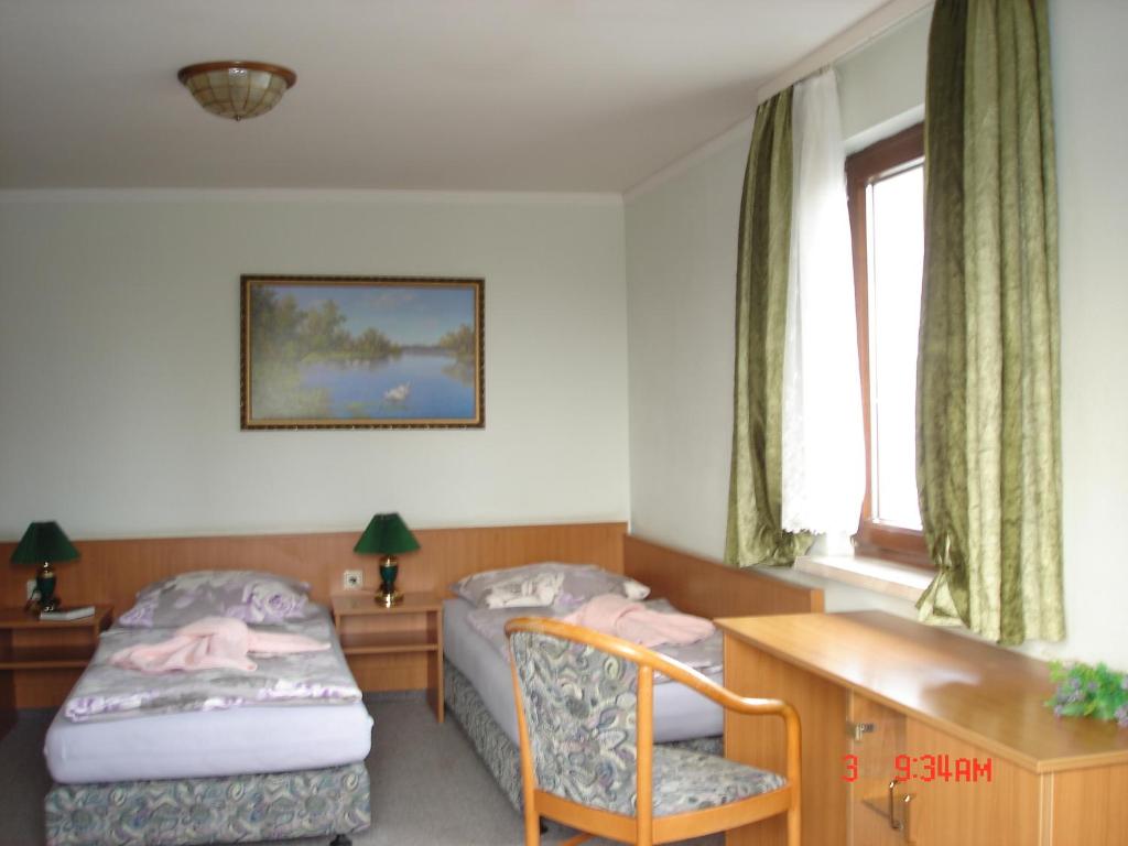 Pension zum Schwanenteich Salchauerstr. 20, 39343 Haldensleben