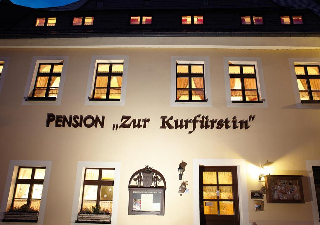 Maison d'hôtes Pension zur Kurfürstin 1 Marktstraße 09429 Wolkenstein