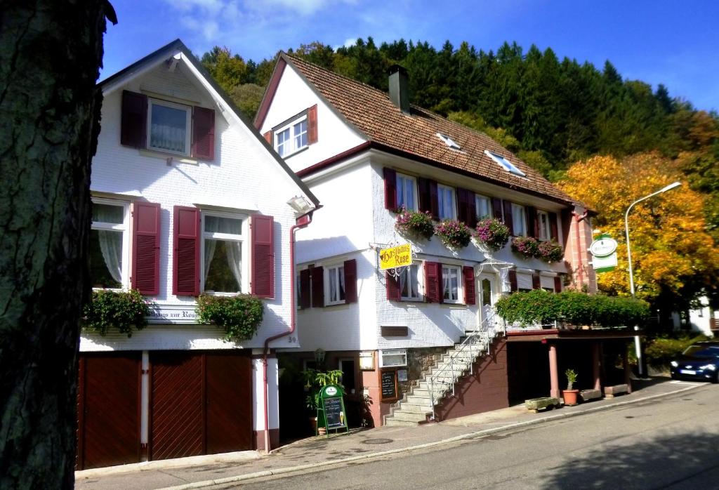 Maison d'hôtes Pension Zur Rose Schwarzwaldstr.39 77740 Bad Peterstal-Griesbach