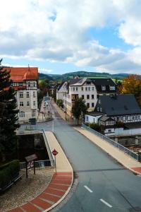 Maison d'hôtes Pension Zur Wartburg Saydaer Straße 1 09526 Olbernhau Saxe