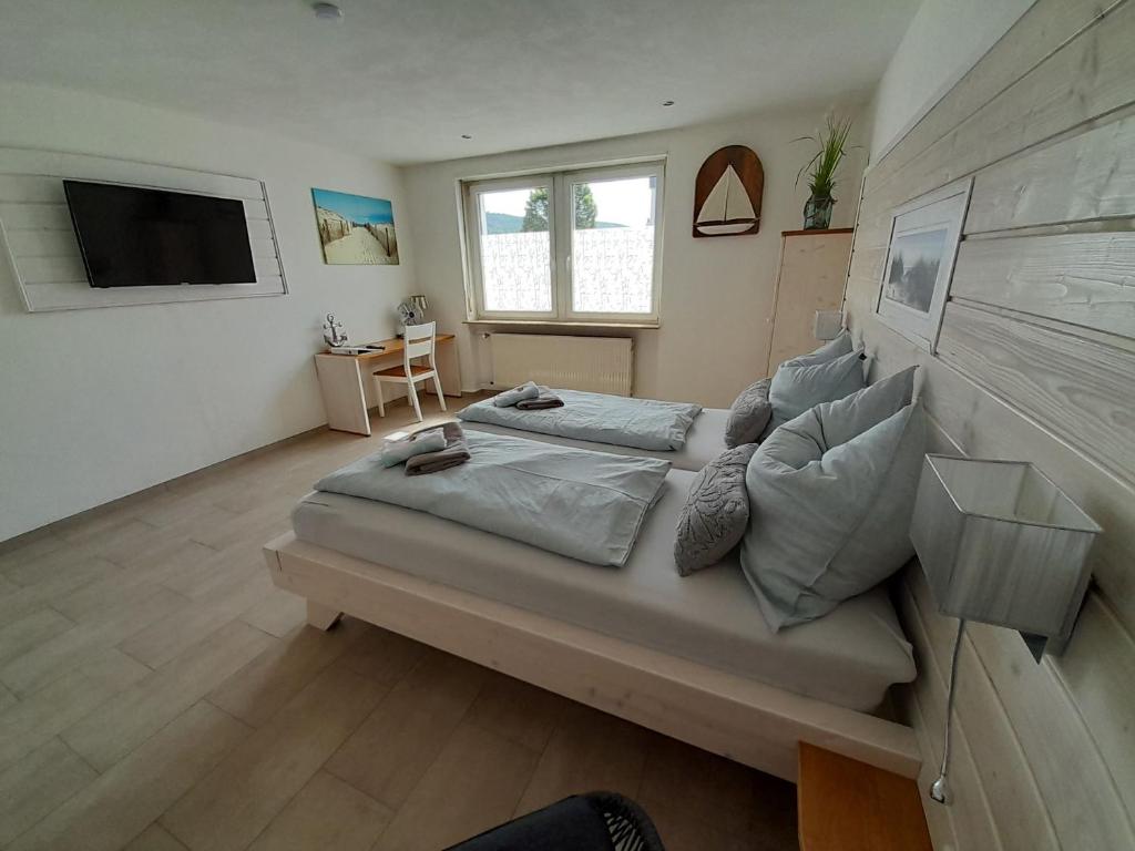 Maison d'hôtes Pension Zweite Heimat 5 Bahnstraße 63939 Wörth am Main