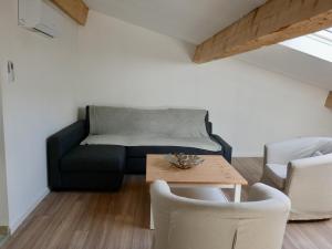 Maison d'hôtes Port Miou - Coliving - Mas des Sous Bois 67 Chemin de Saint-Hilaire 13122 Ventabren Provence-Alpes-Côte d\'Azur